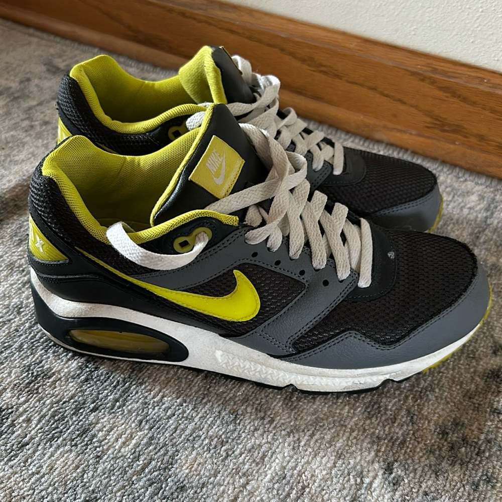 Men’s Nike Airmax